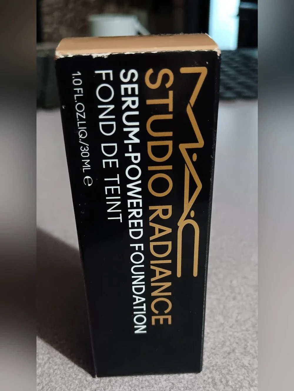 ✨️MAC Cosmetics Studio Radiance Serum-Powered Foundation C3.5 - Warm Tan